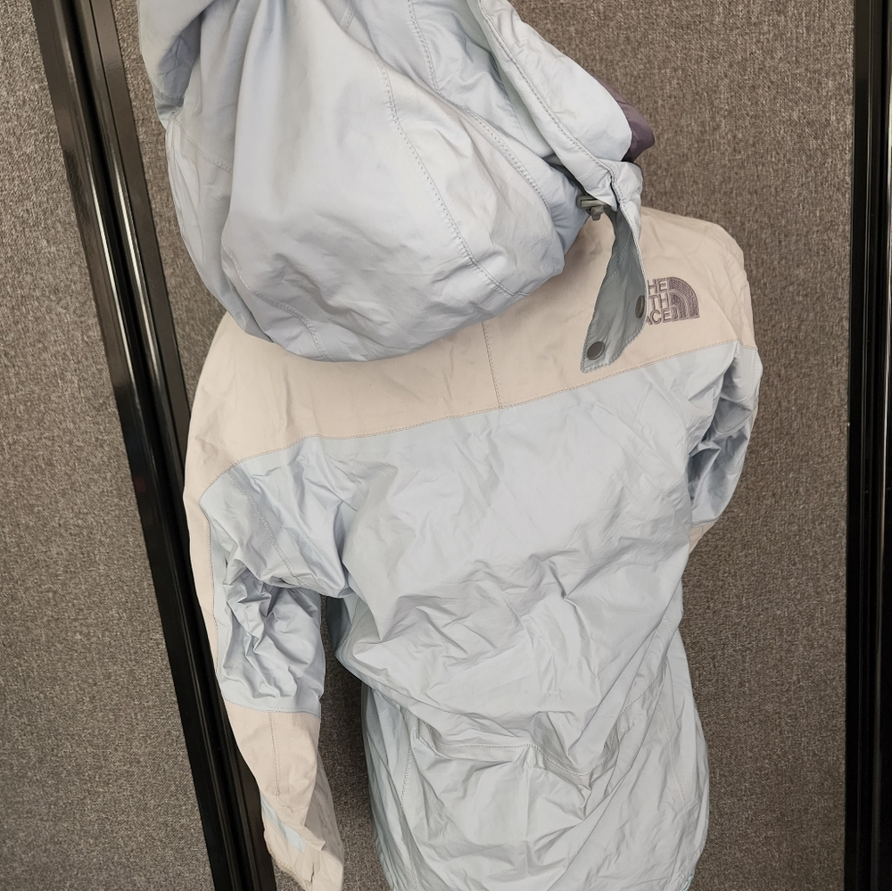 The north face jacket - Picture 2 of 6